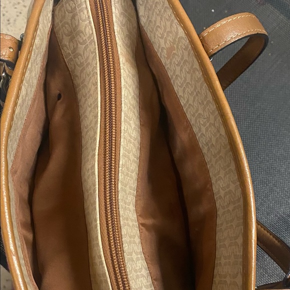 Fossil Handbag - Picture 8 of 10